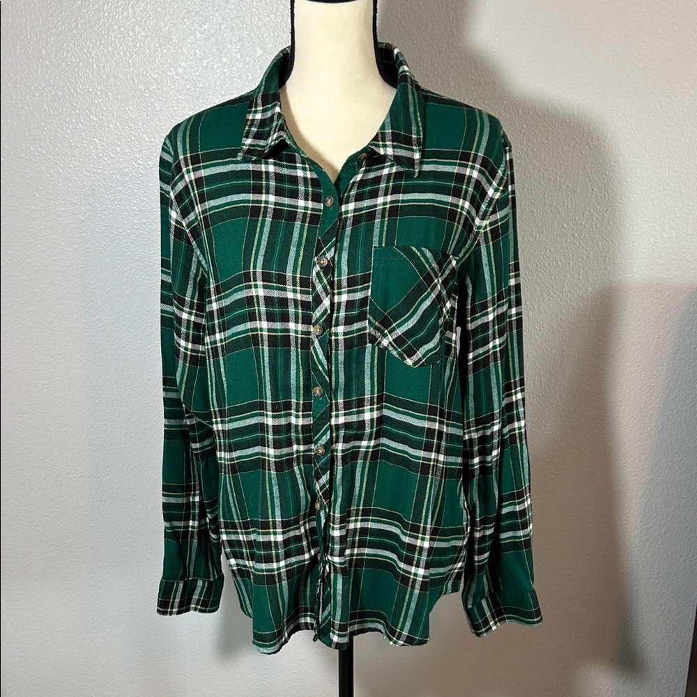 Maurices Green Plaid Button-Down Shirt